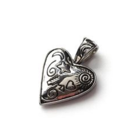 Lia Sophia Jewelry - Silver Lia Sophia Heart Pendant